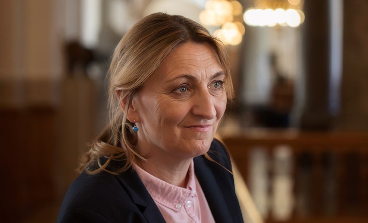 Ansvarlig økonomiaftale: I Socialdemokratiet mener vi det, når vi siger, at vi vil holde hånden under velfærden.
